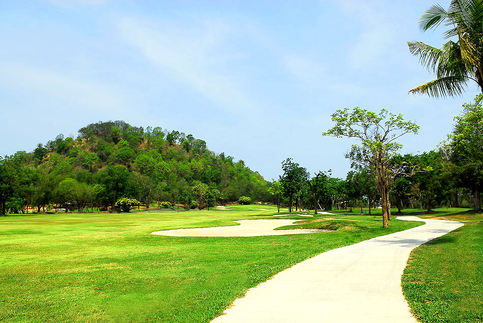 Thailand Bangpra International Golf Club